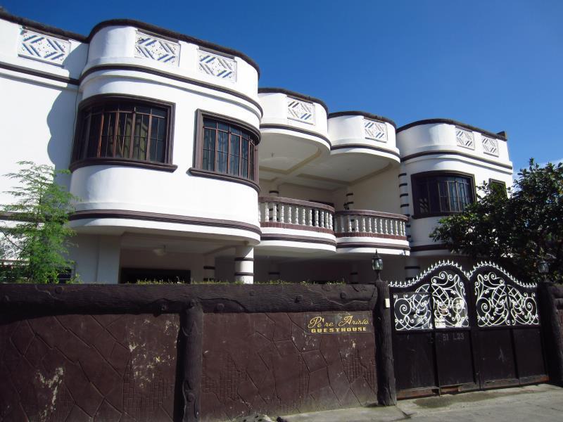 Pe'Re Aristo Guesthouse Mandaue City Luaran gambar