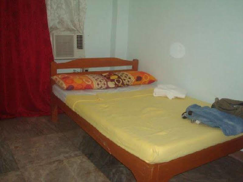 Pe'Re Aristo Guesthouse Mandaue City Luaran gambar