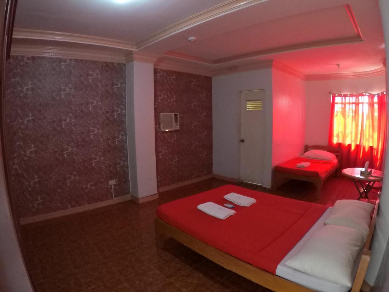 Pe'Re Aristo Guesthouse Mandaue City Luaran gambar